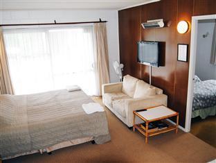 Sunset Lodge Motel Taupaki Extérieur photo